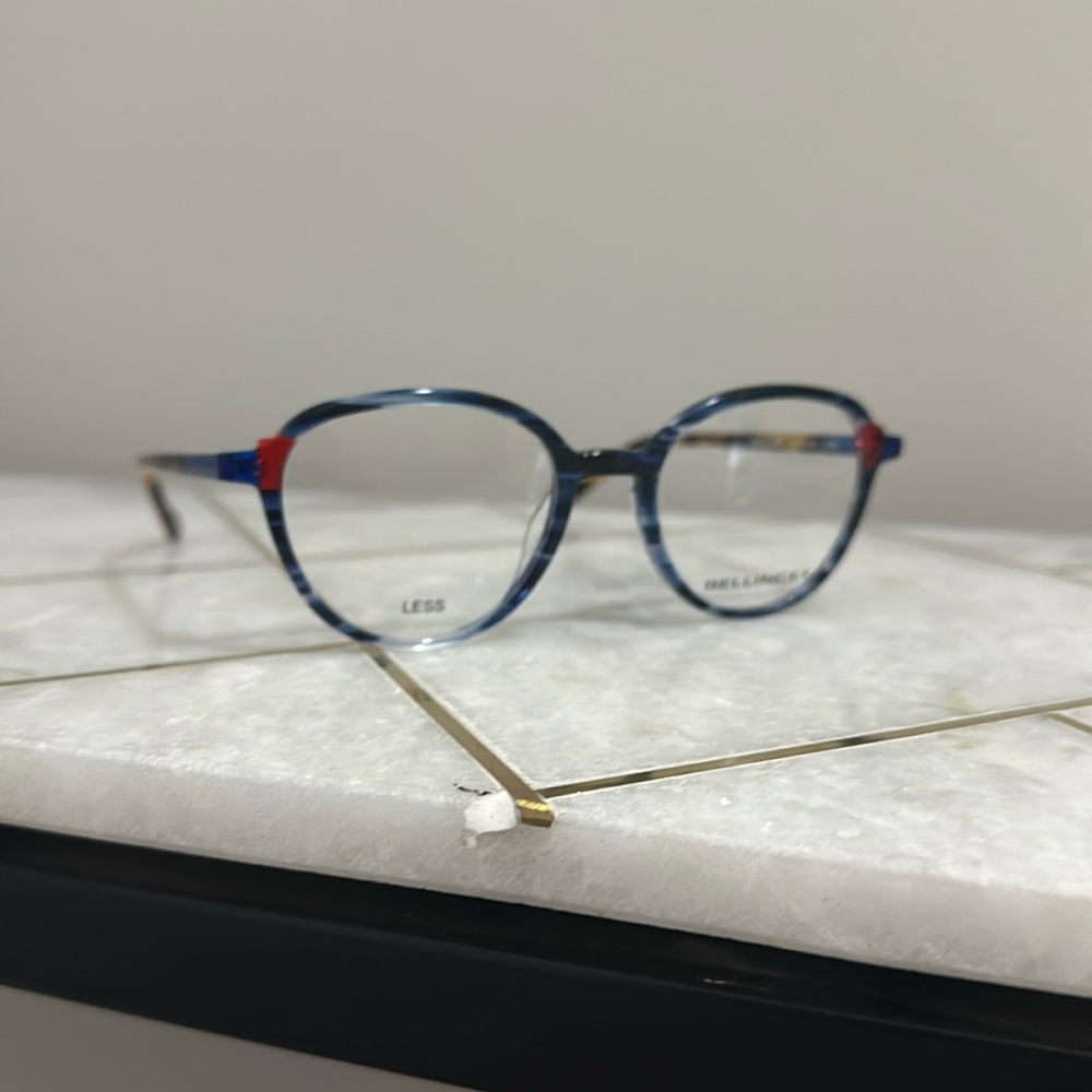 Bellinger women’s frame. Less Ace 2387 48/19/142